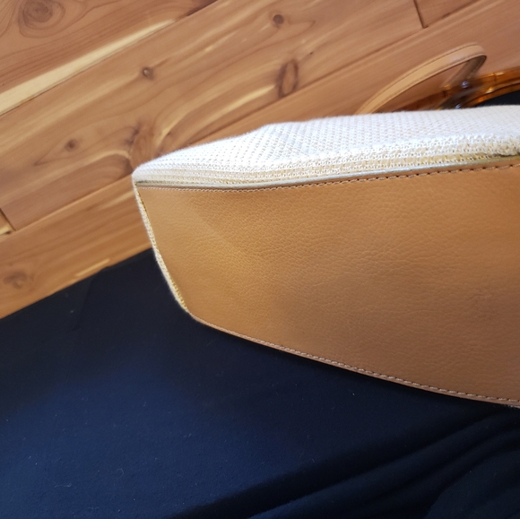 Retro Relic brand cross body woven purse - Picture 7 of 8